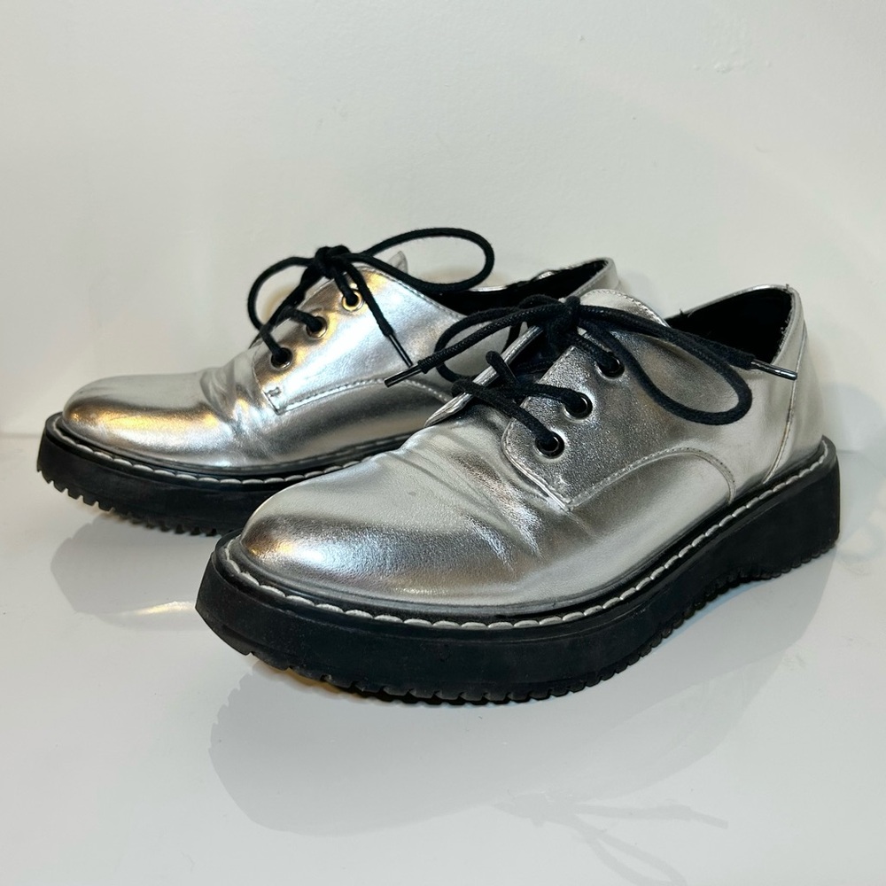 Madden Girl Silver Women's Mini-Platform Oxford Shoes